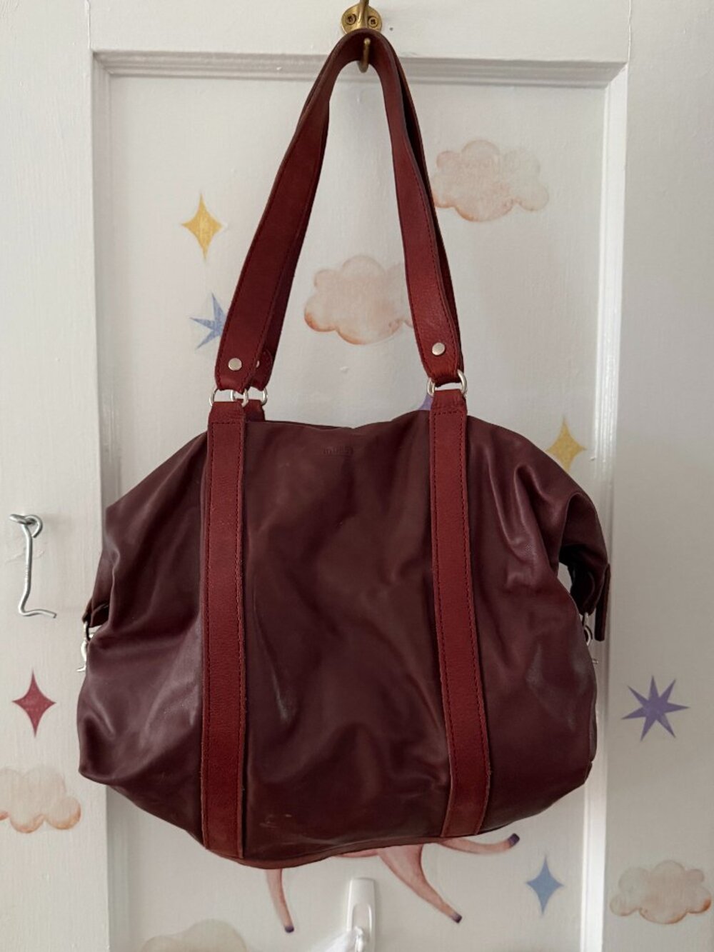 M0851 Burgundy Duffle Bag Tote